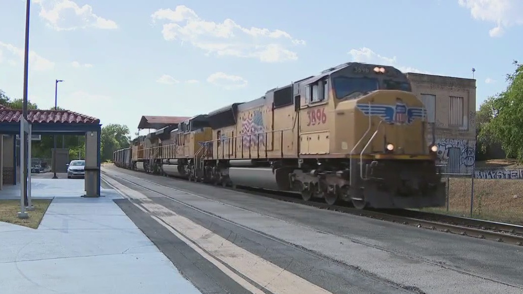 San Antonio to Austin possible train service